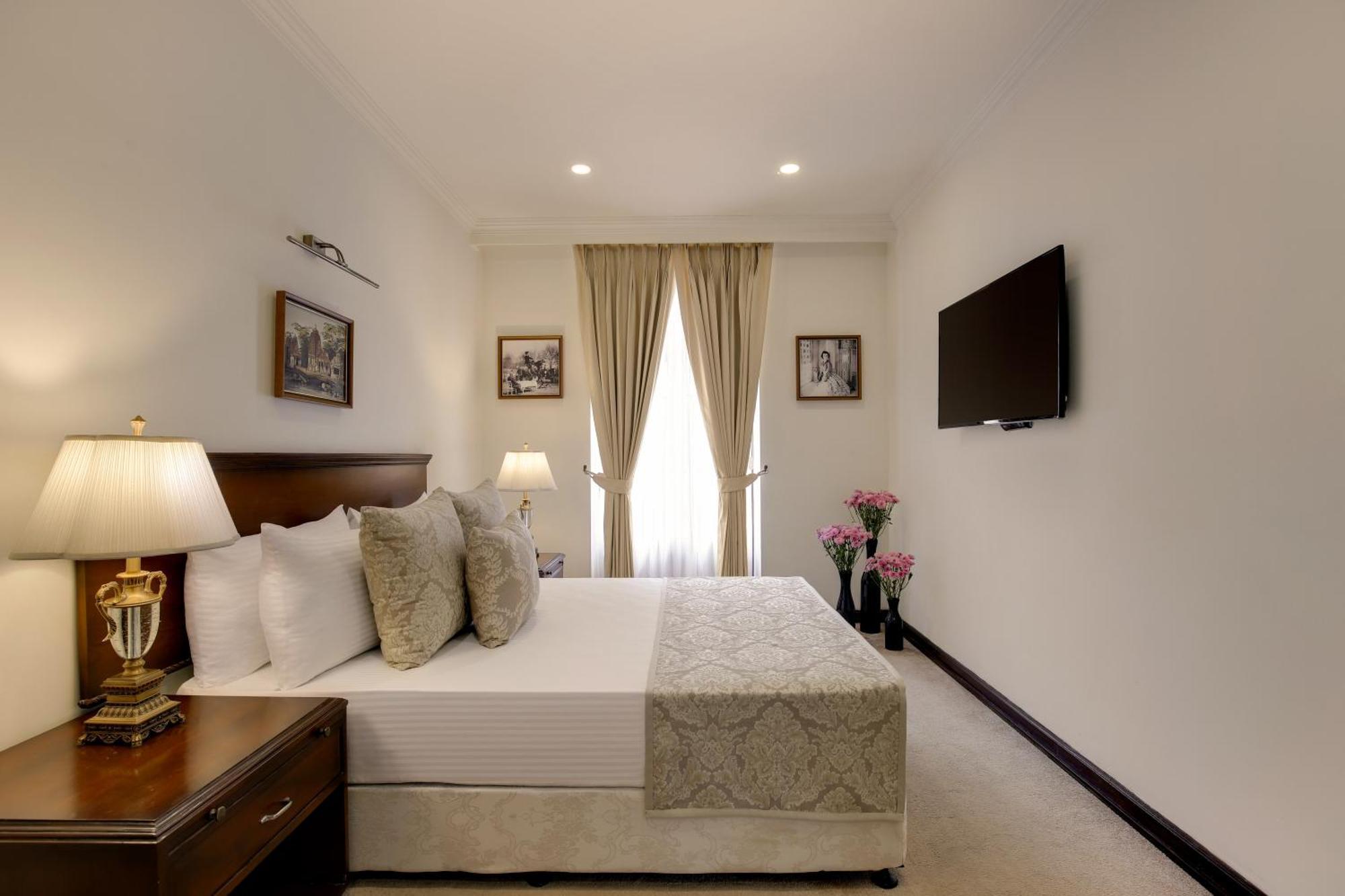 앰배서더 - Ihcl 셀렉션 뉴델리 외부 사진 A bedroom at the hotel